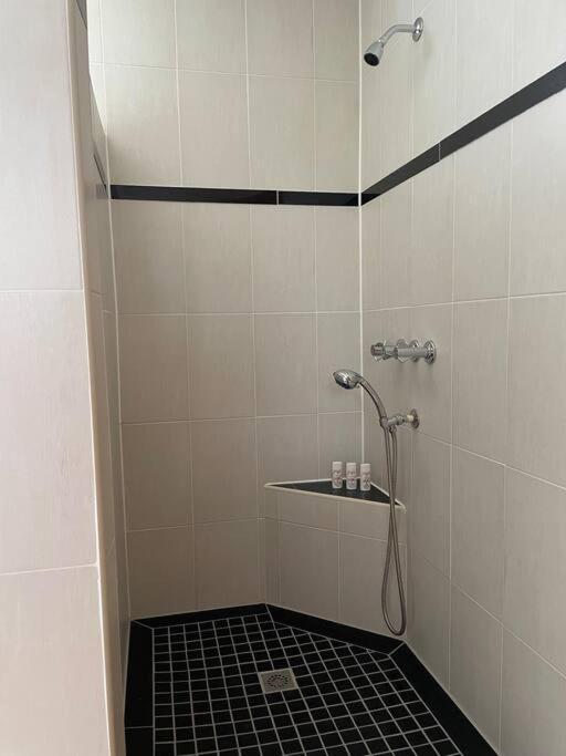 Spring Garden Mobay Resort Luxurious Apartments Montego Bay Esterno foto