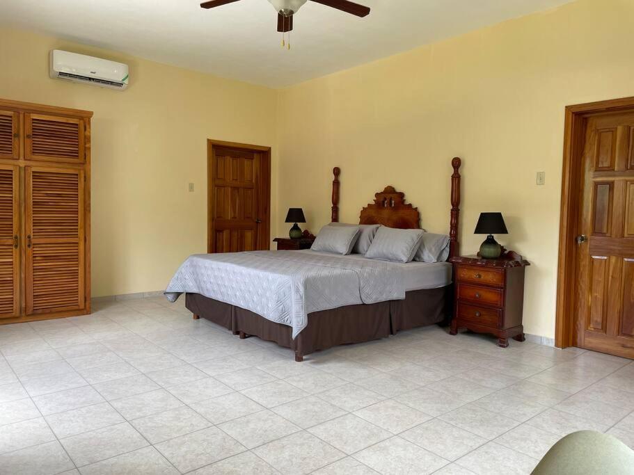 Spring Garden Mobay Resort Luxurious Apartments Montego Bay Esterno foto