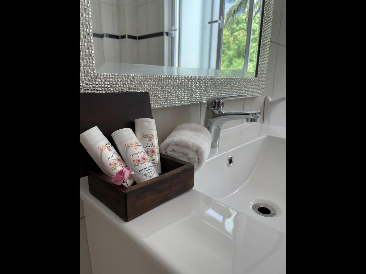 Spring Garden Mobay Resort Luxurious Apartments Montego Bay Esterno foto