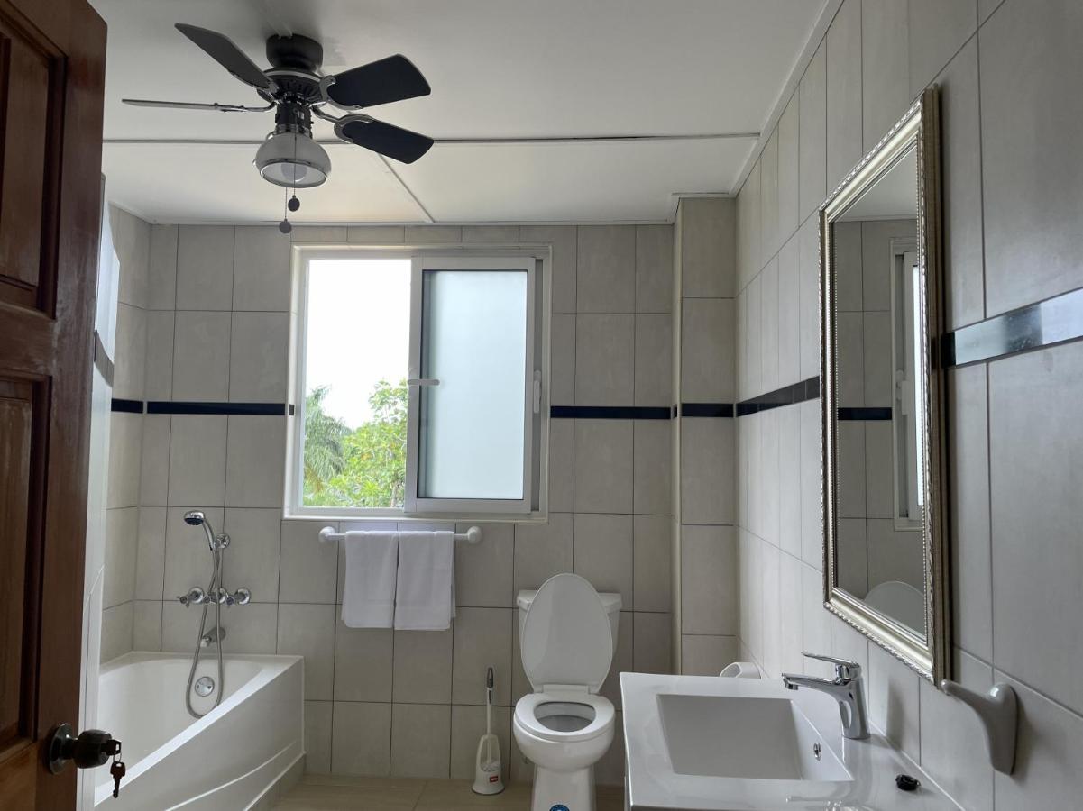 Spring Garden Mobay Resort Luxurious Apartments Montego Bay Esterno foto