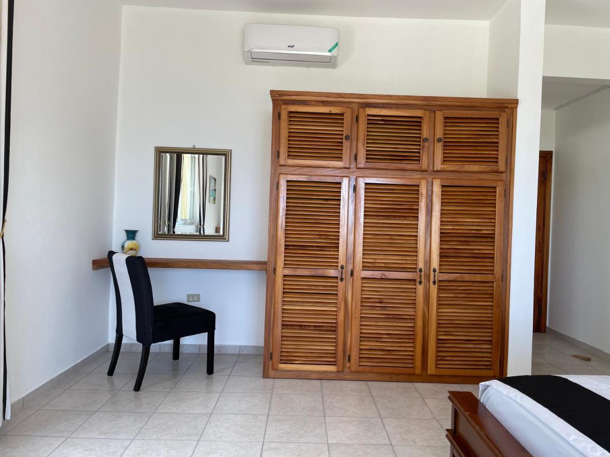 Spring Garden Mobay Resort Luxurious Apartments Montego Bay Esterno foto