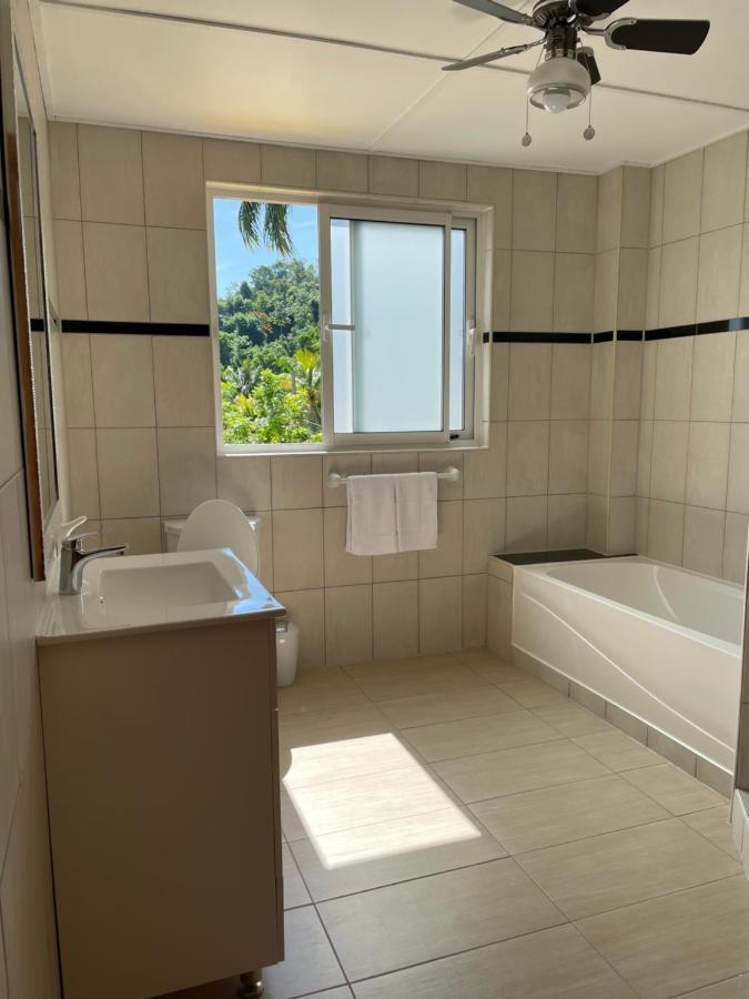 Spring Garden Mobay Resort Luxurious Apartments Montego Bay Esterno foto